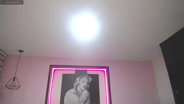 Kendall fox x online show from 23, 12, 2025