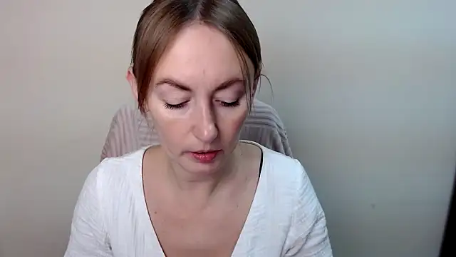 LiaSeass  online show from 11, 1, 2026