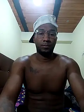 Snapshot of big_black27 chatting on 6, 1, 2026 big black27 online show from 6, 1, 2026