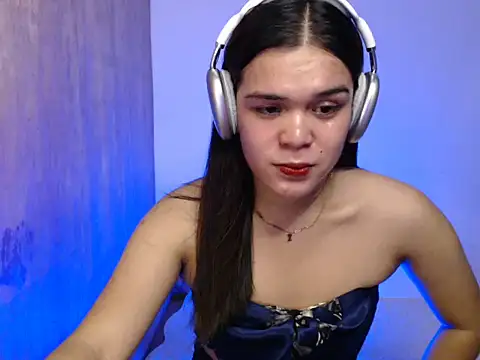 Snapshot of stripyapril chatting on 27, 6, 2026 stripyapril online show from 27, 6, 2026