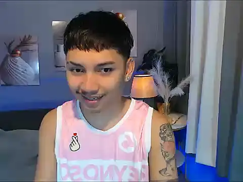 dylan hardfucker online show from 17, 3, 2026