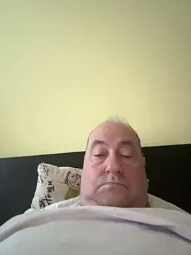 csikar online show from 8, 4, 2026