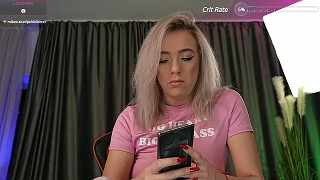 Snapshot of creampussyy chatting on 11, 3, 2025 creampussyy online show from 11, 3, 2025