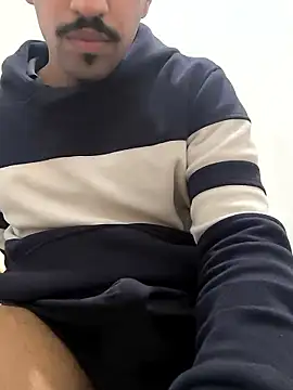 Snapshot of twinkarabboy chatting on 8, 1, 2026 twinkarabboy online show from 8, 1, 2026