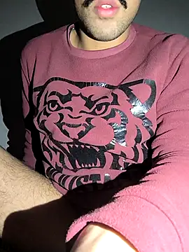 Snapshot of twinkarabboy chatting on 14, 1, 2026 twinkarabboy online show from 14, 1, 2026