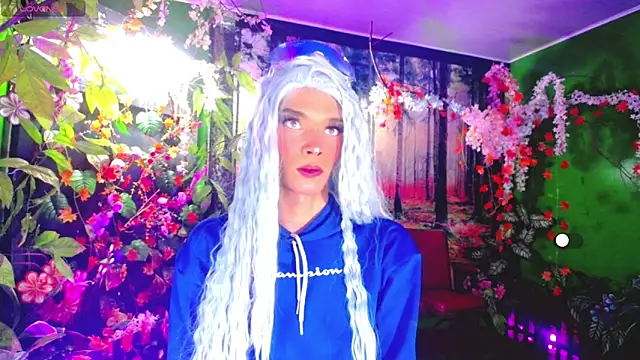 camila vasquez  online show from 15, 12, 2025