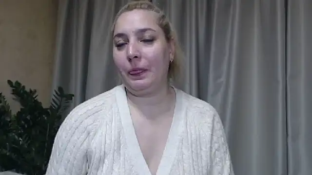 sweetpussy13 online show from 4, 12, 2025