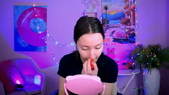 LuluPatterson online show from 17, 12, 2025