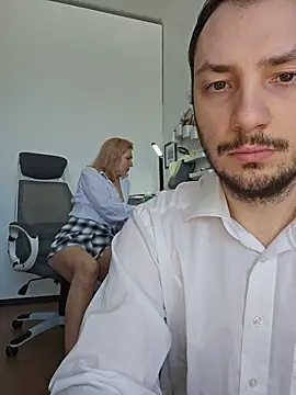 Lovebackground online show from 21, 2, 2026