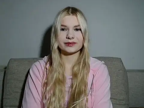 Snapshot of GeorginaLovely chatting on 15, 1, 2026 GeorginaLovely online show from 15, 1, 2026