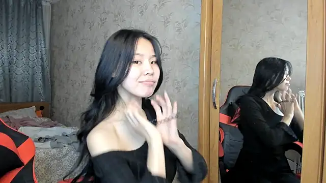 amiya cute online show from 13, 4, 2026