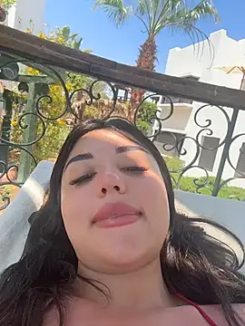 SilkyMira online show from 28, 4, 2026