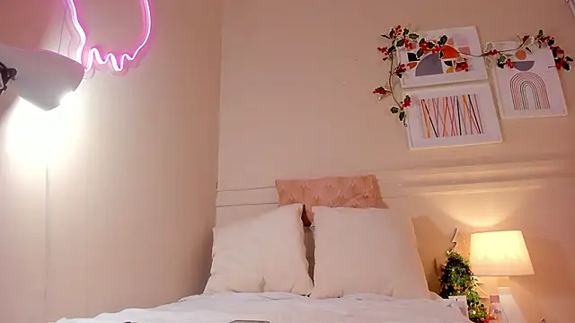  emily  st online show from 18, 12, 2025