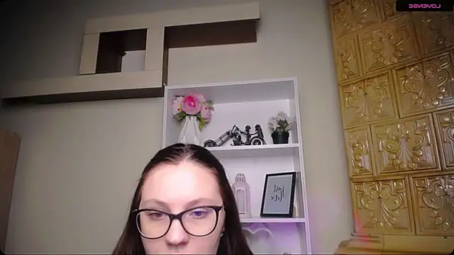 LiliaErmi online show from 16, 12, 2025