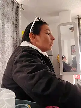 Snapshot of Afrodita2035 chatting on 22, 12, 2025 Afrodita2035 online show from 22, 12, 2025