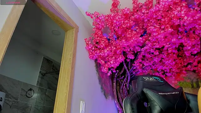 marahanson  online show from 7, 1, 2026