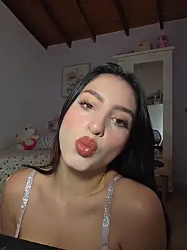 Esmeralda Rossi online show from 2, 2, 2026