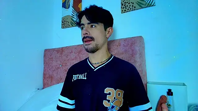 Ethan Briggs online show from 13, 1, 2026