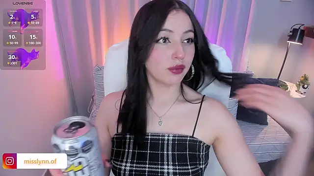 Snapshot of Missslynnn chatting on 13, 2, 2026 Missslynnn online show from 13, 2, 2026