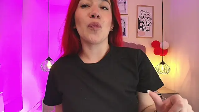 Celestee15  online show from 18, 4, 2026