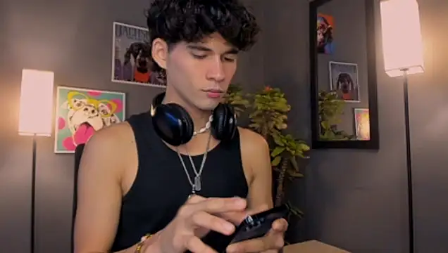 Snapshot of back_thomson chatting on 31, 1, 2026 back thomson online show from 31, 1, 2026