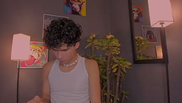 Snapshot of back_thomson chatting on 9, 2, 2026 back thomson online show from 9, 2, 2026