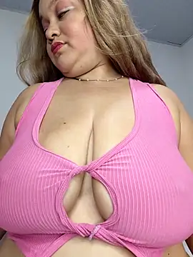 Snapshot of MMia_18 chatting on 10, 6, 2026 MMia 18 online show from 10, 6, 2026