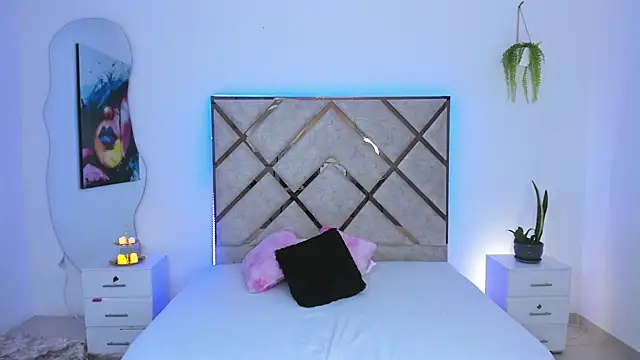 queenie staar online show from 18, 3, 2026