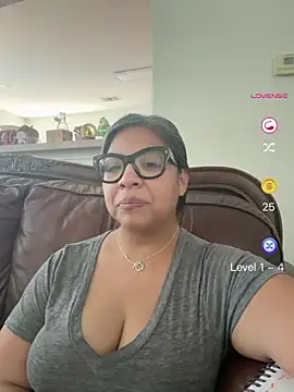 Snapshot of BettyWhispers chatting on 21, 6, 2026 BettyWhispers online show from 21, 6, 2026