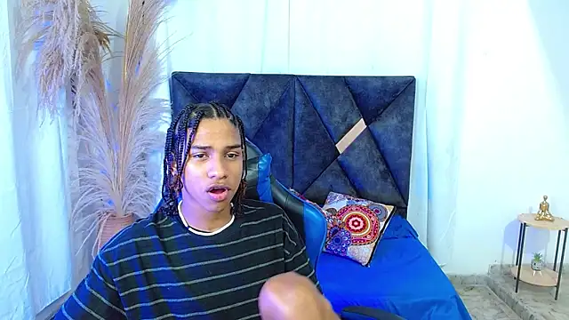 Snapshot of angelll18_ chatting on 18, 6, 2026 angelll18 online show from 18, 6, 2026