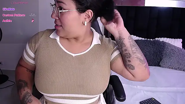 CataleyaRoselle online show from 14, 2, 2026