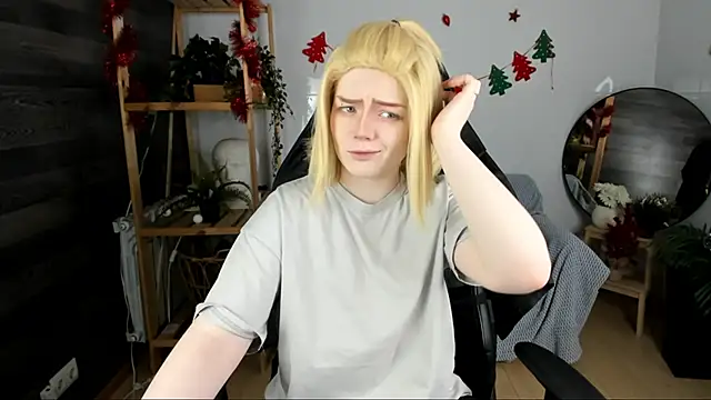 KellyKik online show from 17, 12, 2025