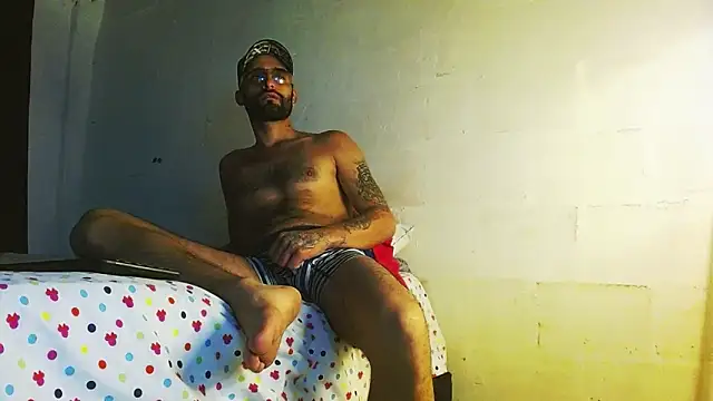 Snapshot of Alex_Flame_ chatting on 8, 5, 2026 Alex Flame online show from 8, 5, 2026