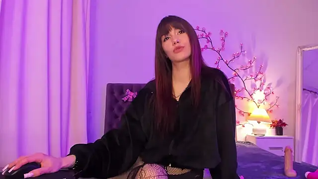 MilanaHotts online show from 27, 3, 2026