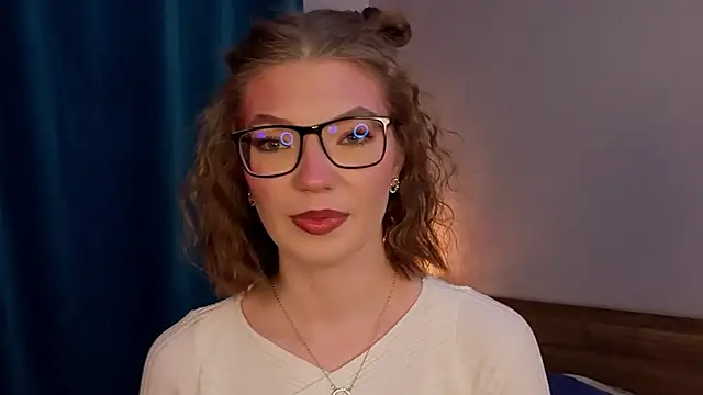 JeaneneWoltz online show from 6, 2, 2026