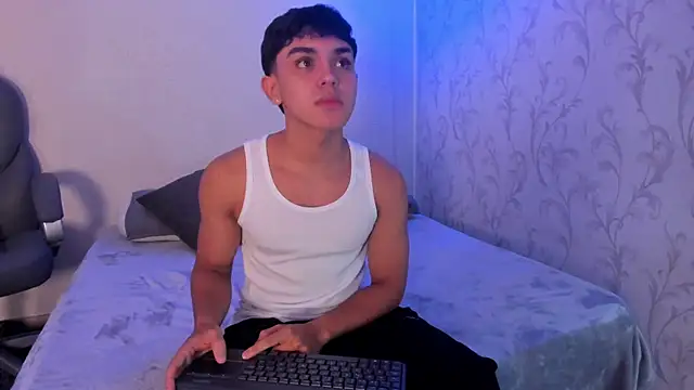  TaylorBlack online show from 17, 12, 2025