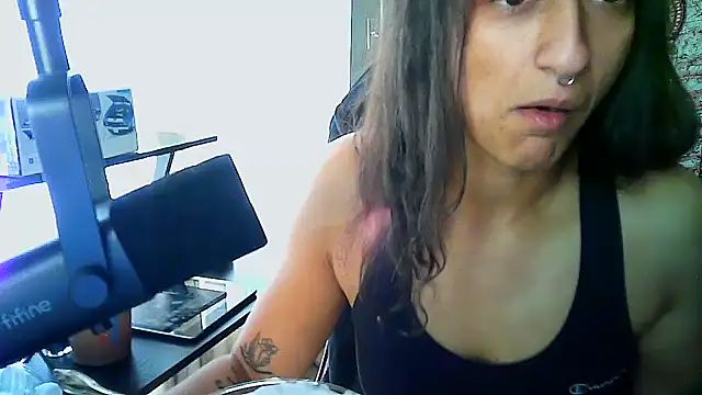 Snapshot of GoddessVikkii chatting on 9, 3, 2026 GoddessVikkii online show from 9, 3, 2026