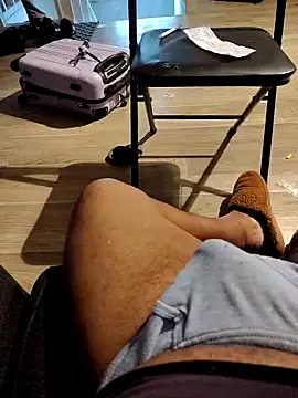 Snapshot of joaquinvaladez chatting on 2, 2, 2026 joaquinvaladez online show from 2, 2, 2026