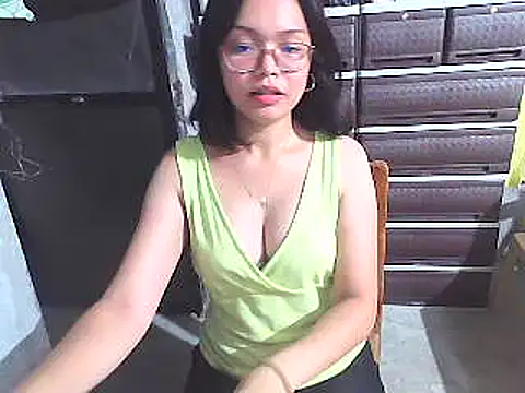 Snapshot of lwkfine chatting on 7, 5, 2026 lwkfine online show from 7, 5, 2026