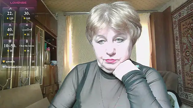 Snapshot of Casey_peach chatting on 6, 5, 2026 Casey peach online show from 6, 5, 2026