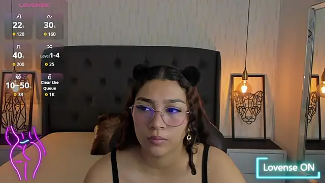 angelinemore online show from 9, 1, 2026