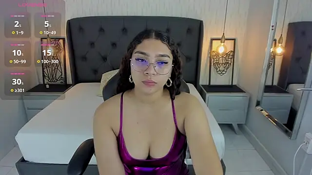 angelinemore online show from 31, 3, 2026