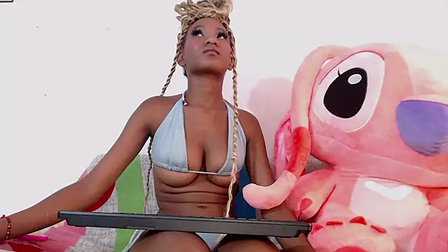 litte ebonyx online show from 16, 4, 2026