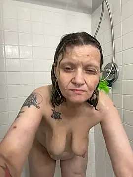 lindzybella online show from 15, 4, 2026