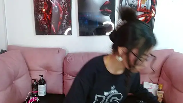 miamooncs online show from 10, 1, 2026