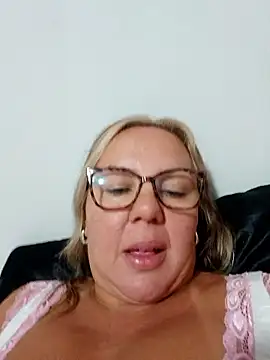 Snapshot of Pamelamilf chatting on 8, 1, 2026 Pamelamilf online show from 8, 1, 2026