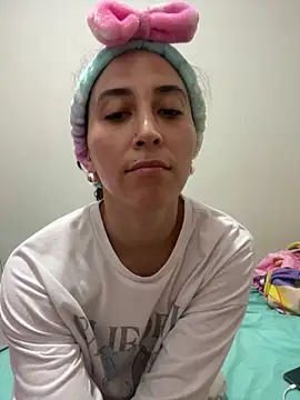 LatinDoll8 online show from 20, 5, 2026