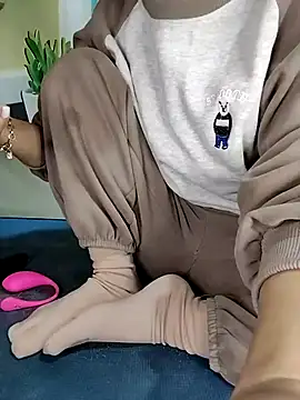 hi-miki online show from 7, 1, 2026