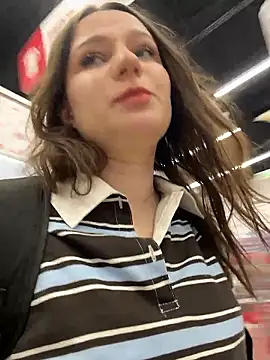 Niki Hug online show from 8, 1, 2026