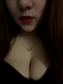 Snapshot of Tiamo2234 chatting on 17, 12, 2025 Tiamo2234 online show from 17, 12, 2025